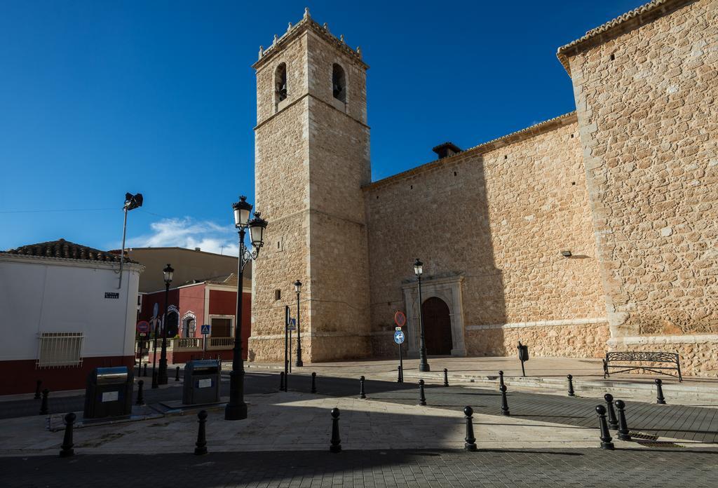Hotel La Barca Pedro Munoz Exterior photo